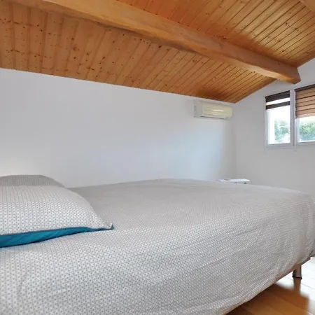 In With Swimming Pool Holiday home Vallauris
